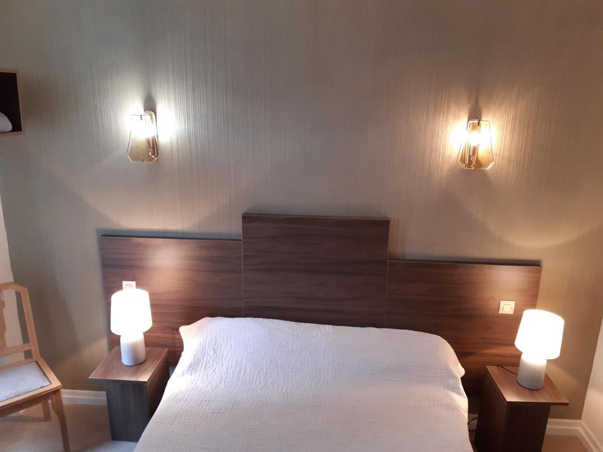 Logis Hotels - Hotel Le Boulevard Mazamet Esterno foto
